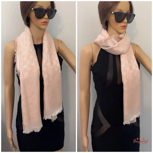 Authentic Louis Vuitton Pink/Beige Silk Wool Monogram Shawl Scarf 55x55 - M72046 - Picture 7 of 8